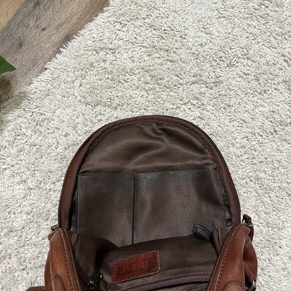 Børn Brown 100% Genuine Leather Rustic Bohemian Vintage-Inspired Mini Backpack - Picture 8 of 8